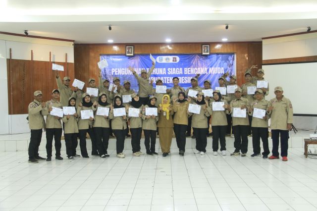 Tepat di Hari Kartini, Kadinsos Kukuhkan 26 TAGANA Muda Kabupaten Gresik
